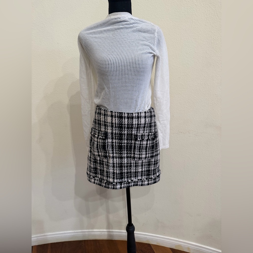 Zara Black and White Plaid Skirt